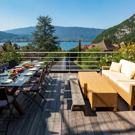 La Maison A Deux Pas Du - 10 Personnes Talloires